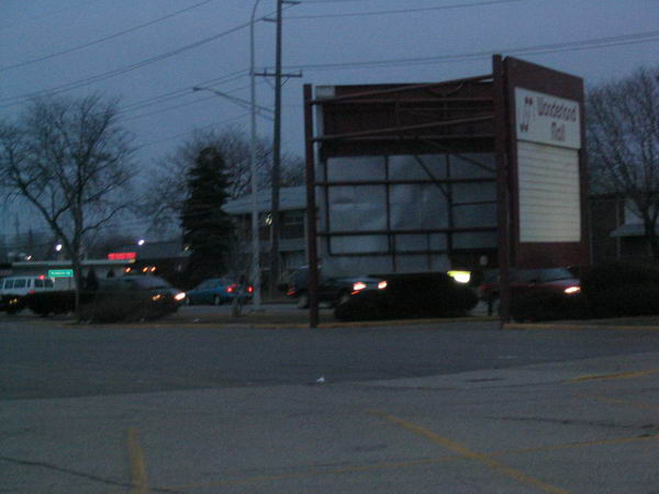 Wonderland Mall (Wonderland Shopping Center) - 2004 Photo (newer photo)